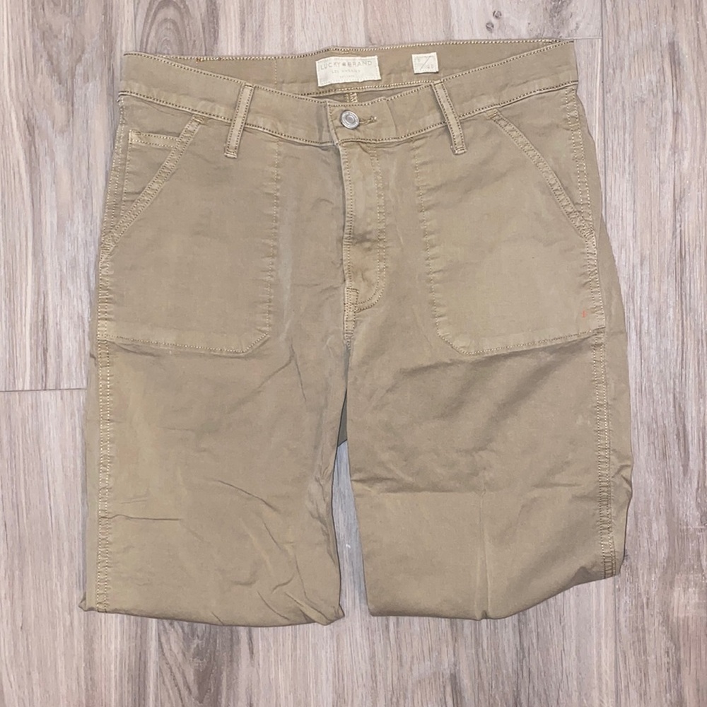 NWOT lucky brand khaki pants